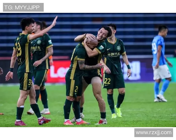 浙江绿城足球明星的成长之路与辉煌成就揭秘