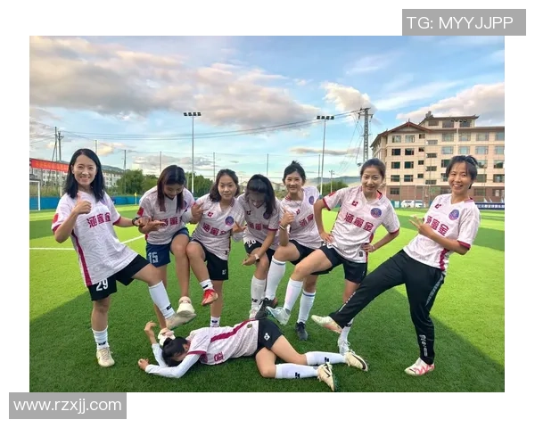 足球明星如何在圣诞节欢庆与家人团聚分享快乐与温暖的独特方式